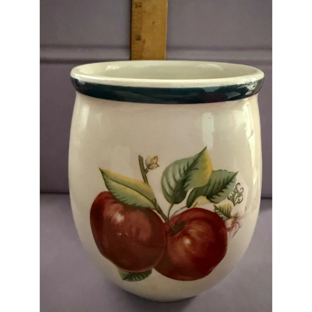 Casuals Apple Ceramic Utensil Holder Crock Cream Green Rim 6 Inch